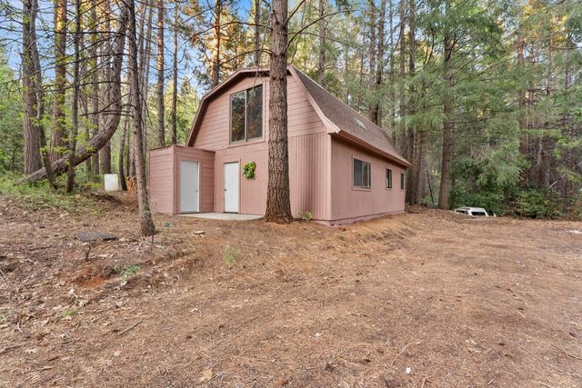 7017 Blackhawk Ln, Foresthill, CA 95631