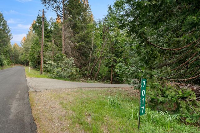 7017 Blackhawk Ln, Foresthill, CA 95631
