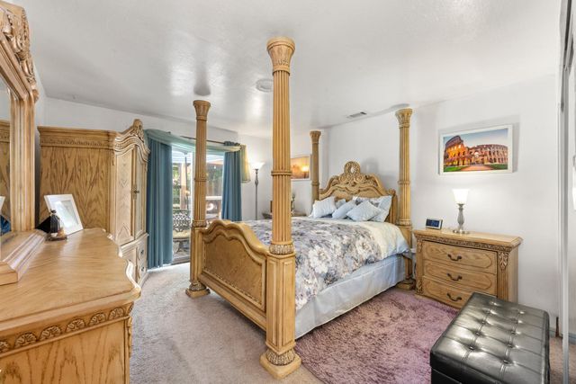 5830 Woodleigh Dr, Carmichael, CA 95608