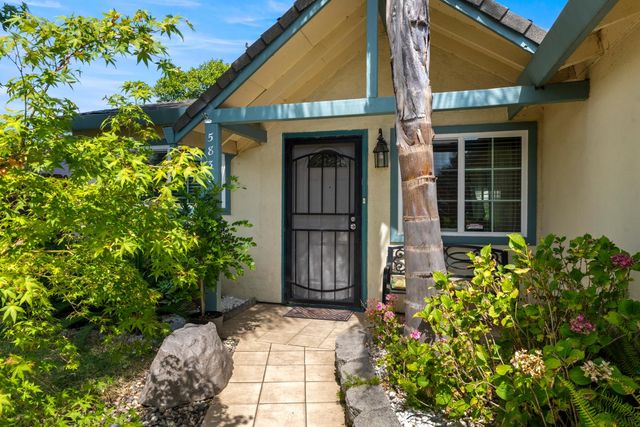 5830 Woodleigh Dr, Carmichael, CA 95608