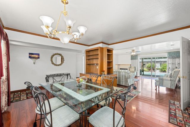 5830 Woodleigh Dr, Carmichael, CA 95608