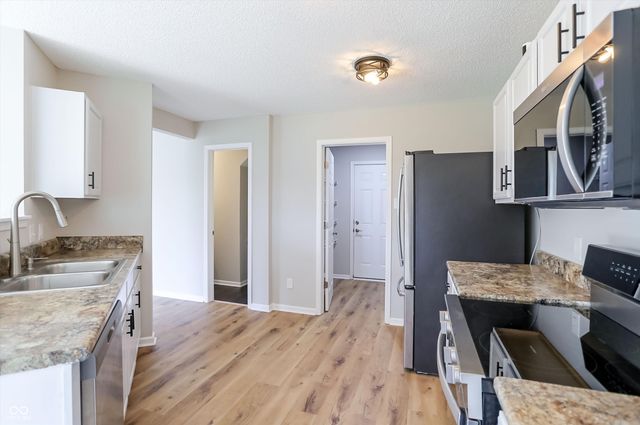 10803 Gathering Drive, Indianapolis, IN 46259