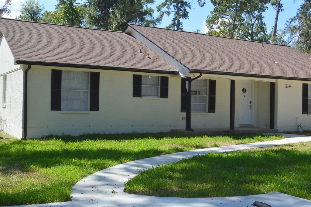 214 Basswood Dr A, Spring, TX 77386