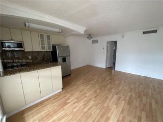 3245 Virginia St 35, Miami, FL 33133