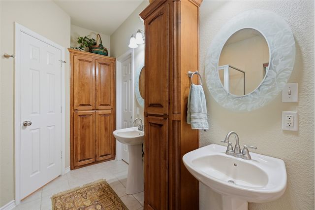 35 GREENWAY Bend, Pottsboro, TX 75076