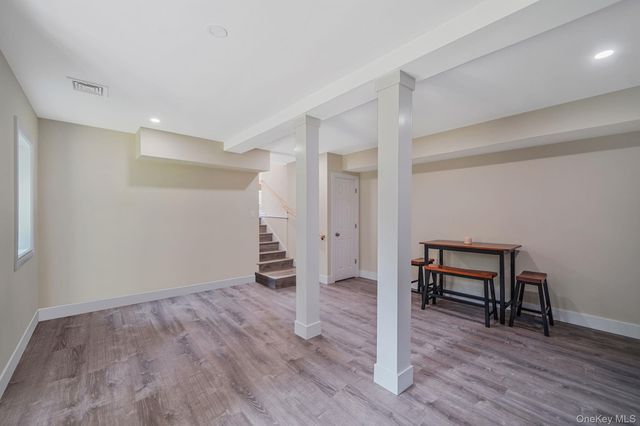 25 Cherry Lane, Wading River, NY 11792