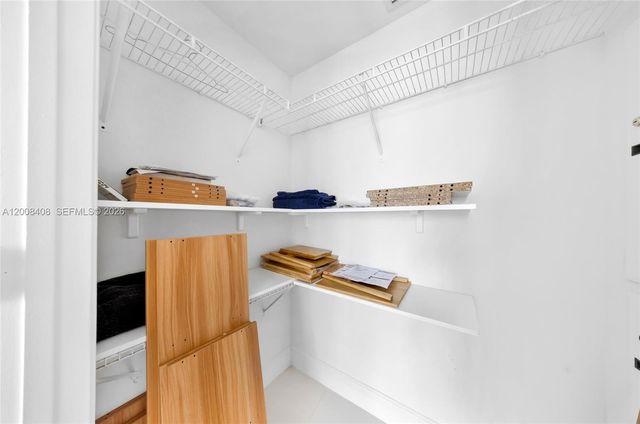 1750 N Bayshore Dr 3308, Miami, FL 33132