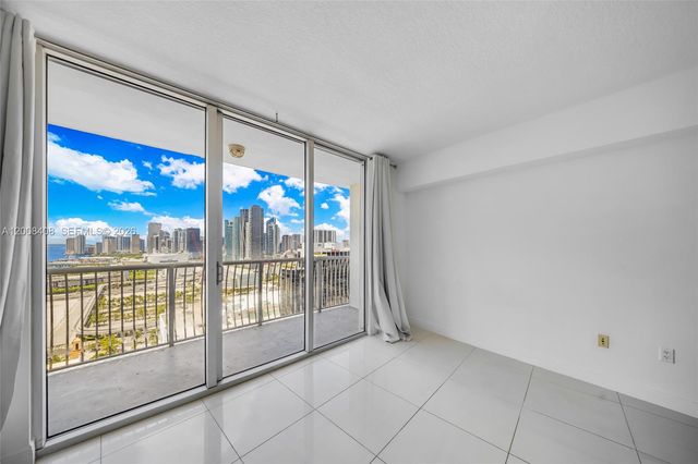 1750 N Bayshore Dr 3308, Miami, FL 33132