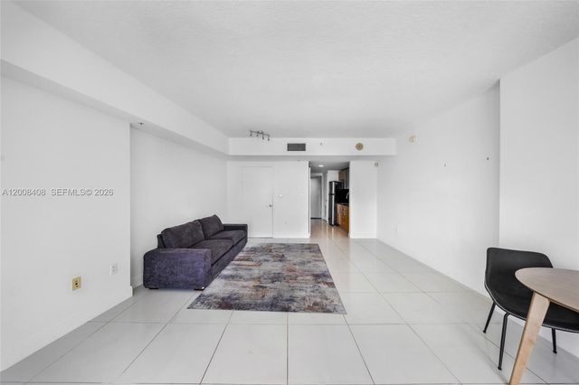 1750 N Bayshore Dr 3308, Miami, FL 33132