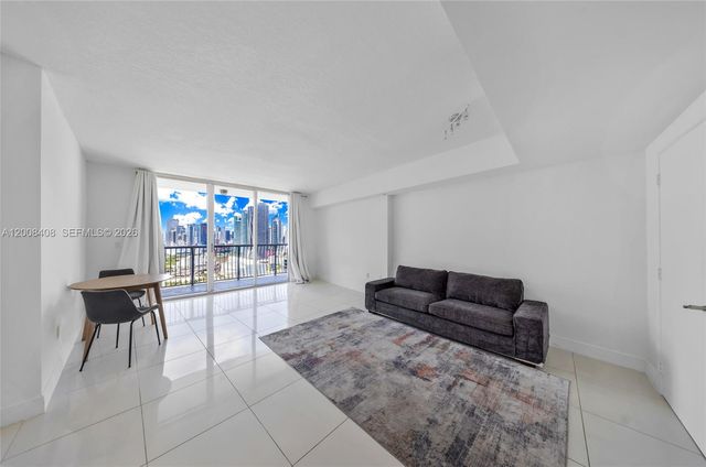 1750 N Bayshore Dr 3308, Miami, FL 33132