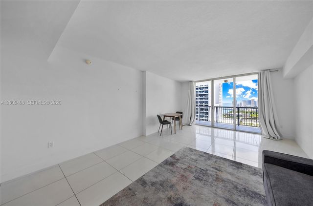 1750 N Bayshore Dr 3308, Miami, FL 33132