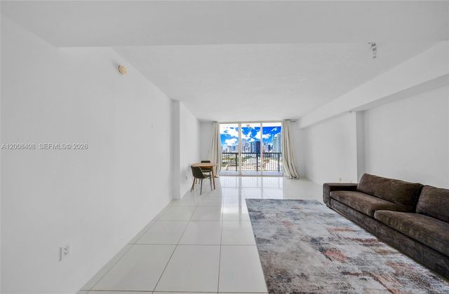 1750 N Bayshore Dr 3308, Miami, FL 33132