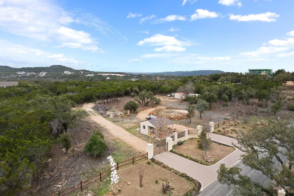 15900 Booth CIR, Volente, TX 78641