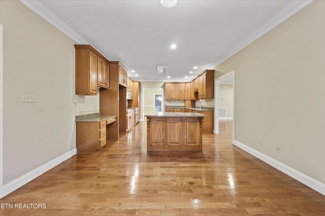 2570 Creekstone Circle, Maryville, TN 37804