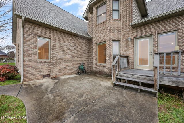 2570 Creekstone Circle, Maryville, TN 37804