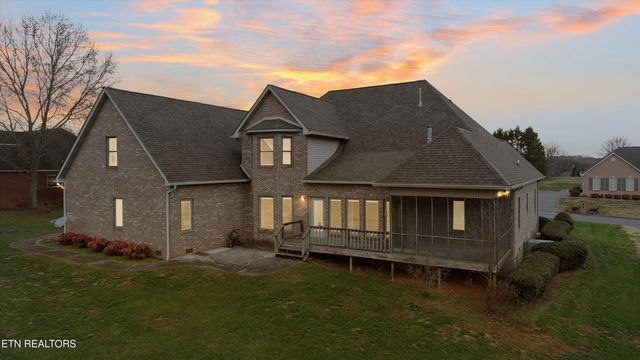 2570 Creekstone Circle, Maryville, TN 37804