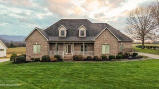 2570 Creekstone Circle, Maryville, TN 37804