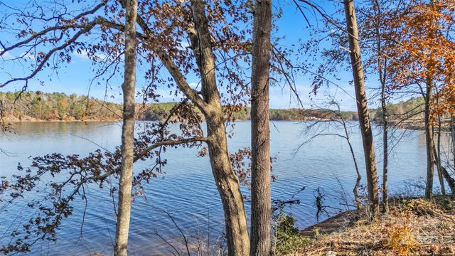 2242 Pikes Peak Ridge 159, Connelly Springs, NC 28612