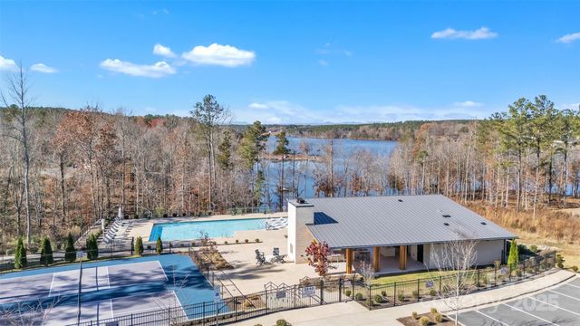 2242 Pikes Peak Ridge 159, Connelly Springs, NC 28612