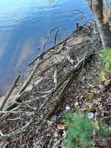 2242 Pikes Peak Ridge 159, Connelly Springs, NC 28612