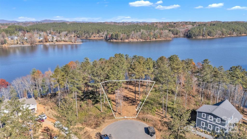 2242 Pikes Peak Ridge 159, Connelly Springs, NC 28612