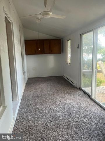 1 PUNTE LANE, Essex, MD 21221