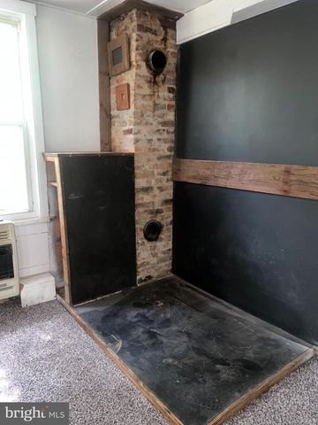 1 PUNTE LANE, Essex, MD 21221