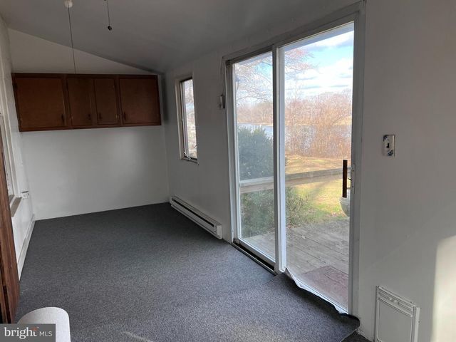 1 PUNTE LANE, Essex, MD 21221