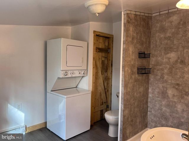 1 PUNTE LANE, Essex, MD 21221