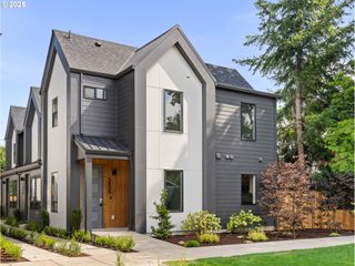 3843 N Willis Blvd 3, Portland, OR 97217