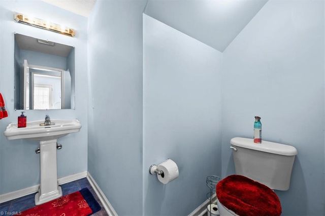 168 Forest Park Drive, Thomasville, NC 27360