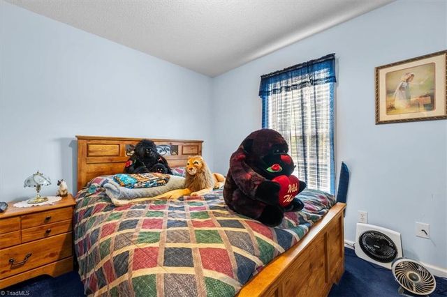 168 Forest Park Drive, Thomasville, NC 27360