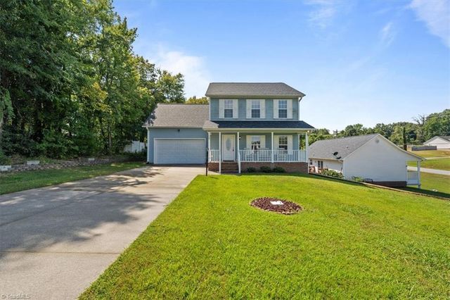 168 Forest Park Drive, Thomasville, NC 27360