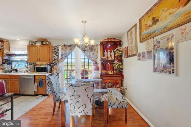 2455 WOODMONT DR, York, PA 17404