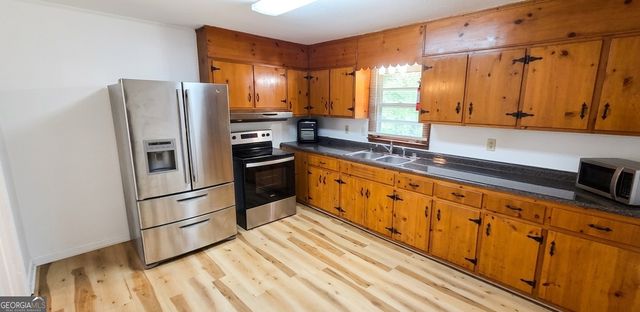 389 Collins Road, Toccoa, GA 30577