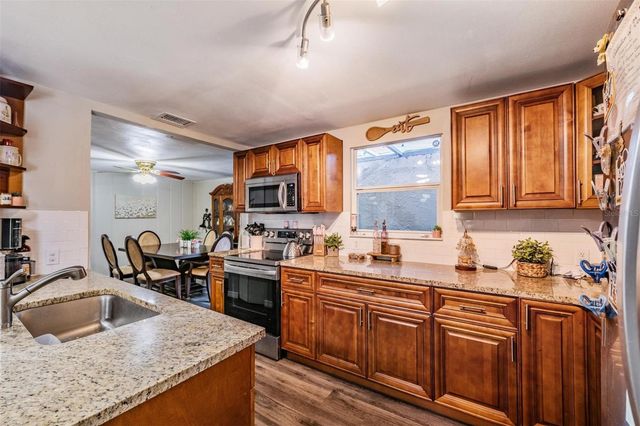 7300 BELLOWS FALLS LANE, Hudson, FL 34667