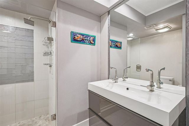 3850 13TH AVENUE N 203, St Petersburg, FL 33713