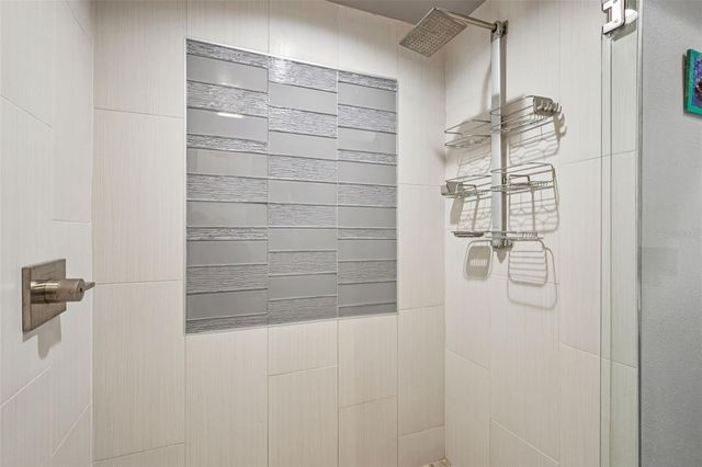 3850 13TH AVENUE N 203, St Petersburg, FL 33713