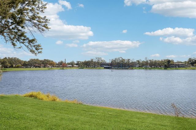 3850 13TH AVENUE N 203, St Petersburg, FL 33713