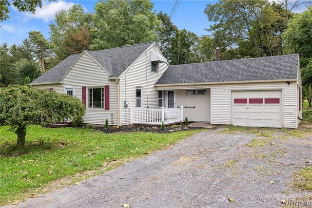 7316 Rochester Road, Lockport Town, NY 14094