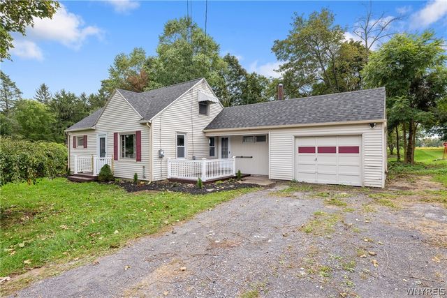 7316 Rochester Road, Lockport Town, NY 14094