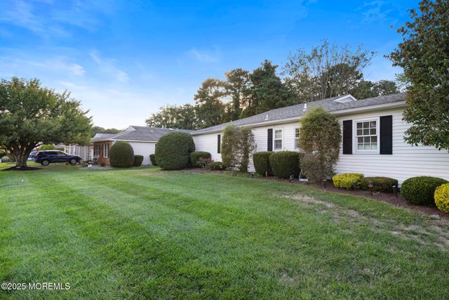 161 Lions Head Boulevard S, Brick, NJ 08723