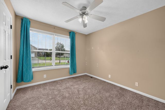 1913 Patton Rd, Clarksville, TN 37042