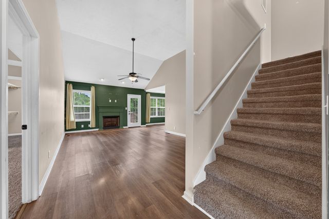 1913 Patton Rd, Clarksville, TN 37042