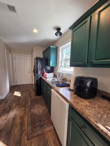 1391 Blue Heron, Manning, SC 29102