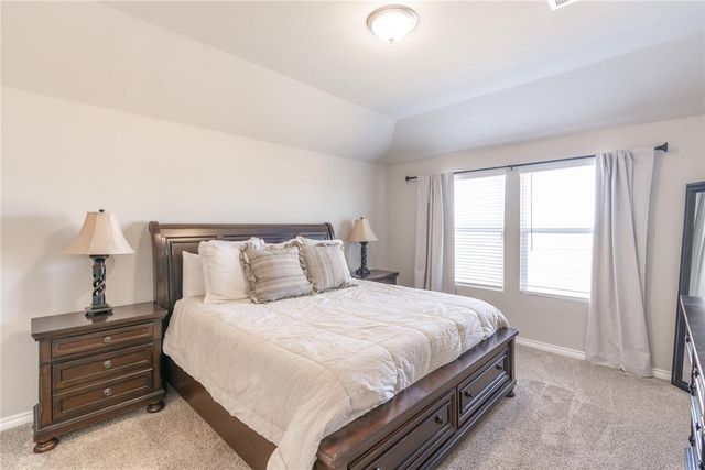 11613 SW 40th Street, Mustang, OK 73064