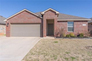 11613 SW 40th Street, Mustang, OK 73064