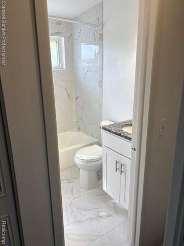 620 E Lincoln Avenue 10, Royal Oak, MI 48067