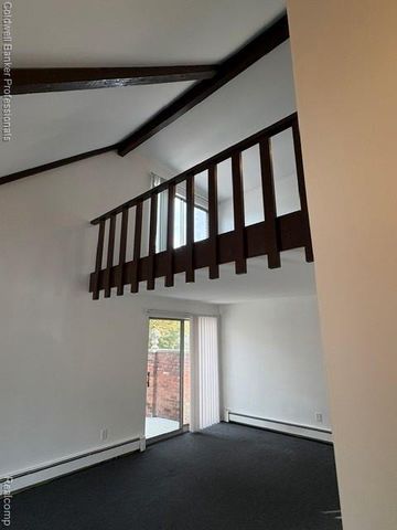 620 E Lincoln Avenue 10, Royal Oak, MI 48067
