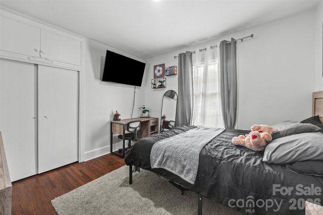 5731 Brookhaven Road, Charlotte, NC 28210